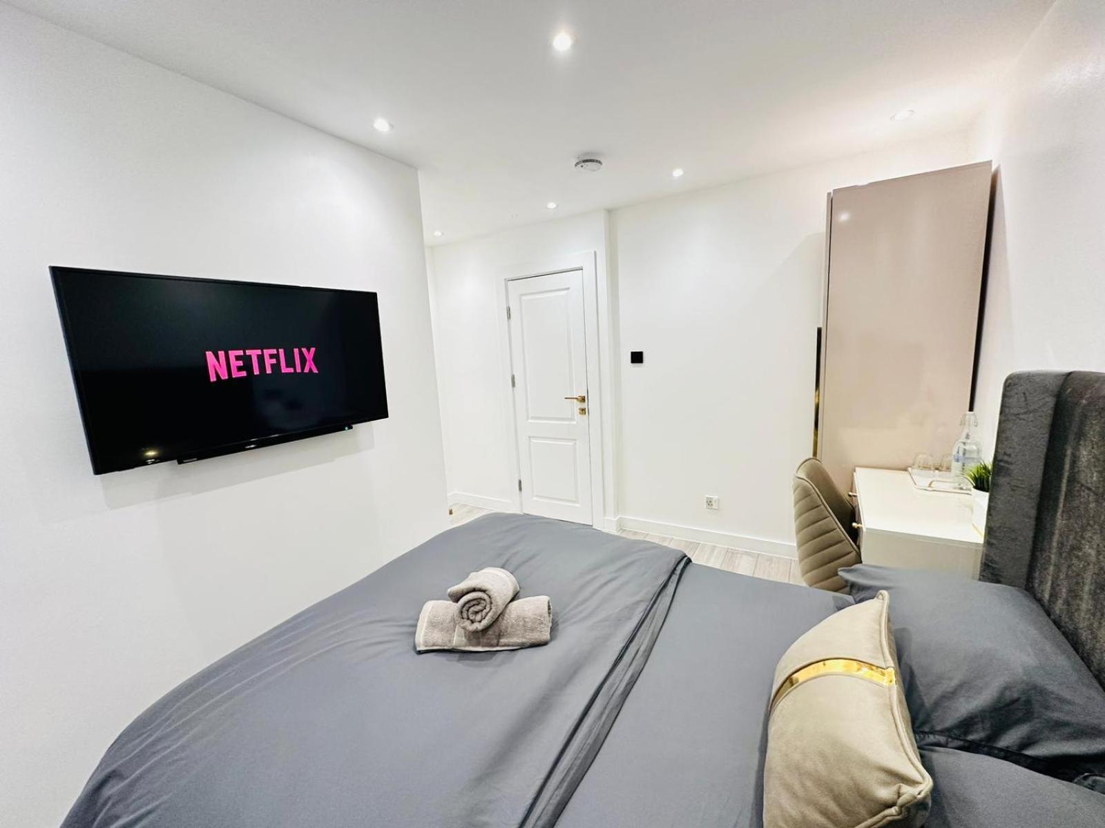 Bricklane Hotel *