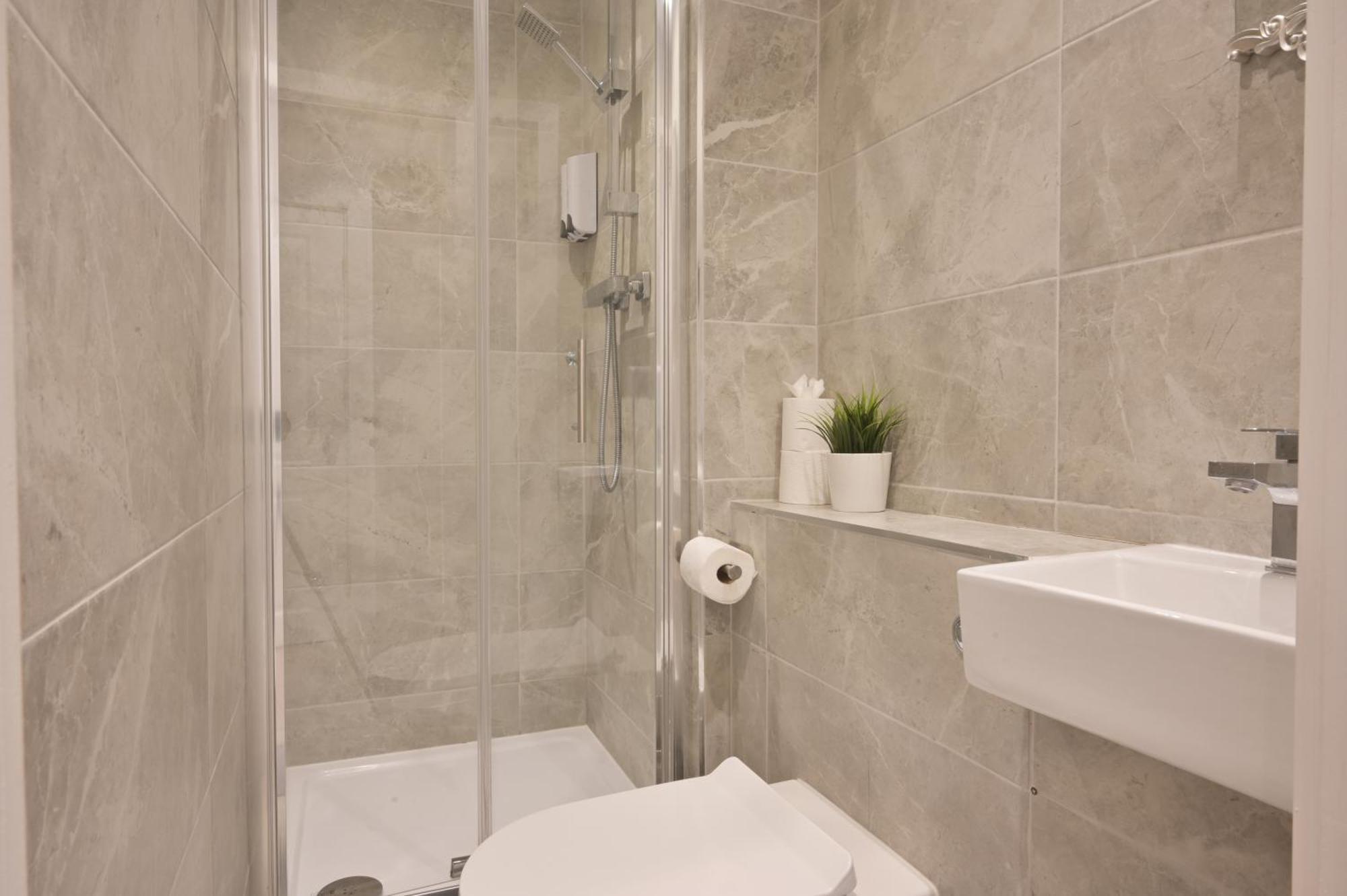 Bricklane Hotel *